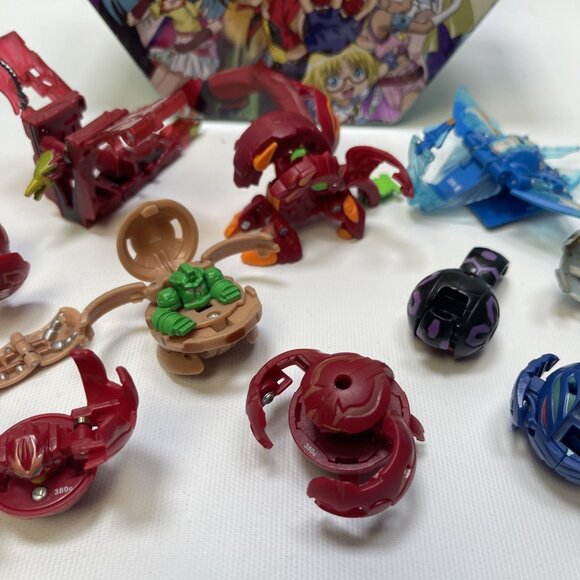 Bakugan Battle Brawlers Lot +10 Pieces Figures With Original Bakugan Metal Case - Picture 4 of 7